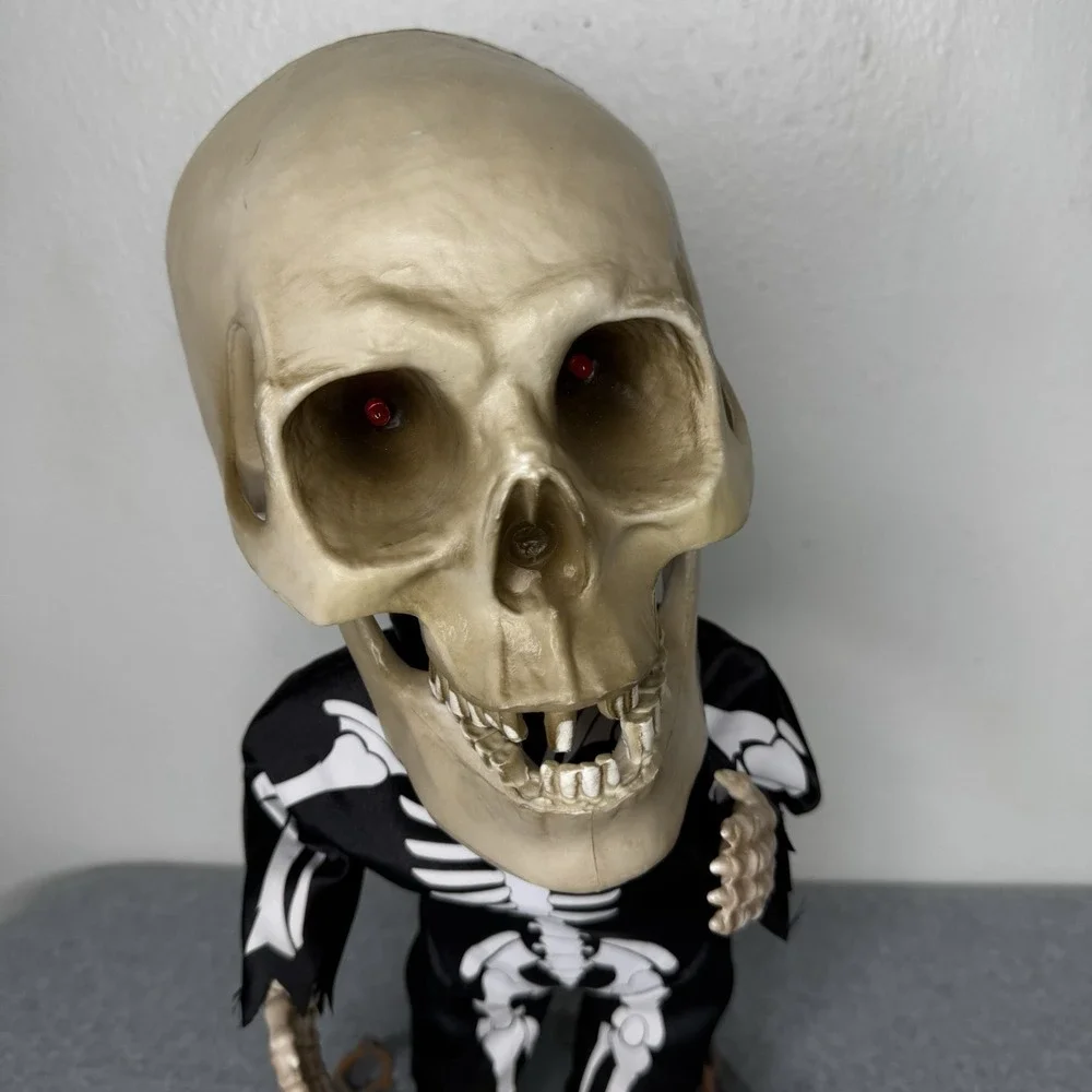Gemmy Animated Singing Dancing Big Head Skeleton Halloween Figurine READ‎
